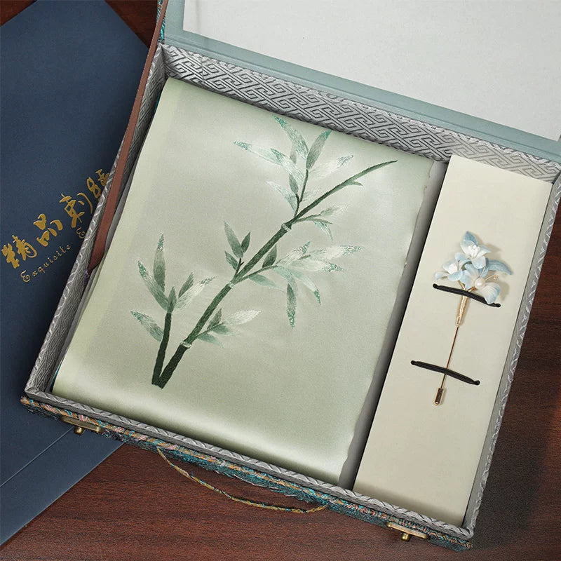 Bamboo, Light Green / Scarf + Embroidered Brooch