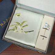 Osmanthus & Butterfly, Light Green / Scarf + Embroidered Brooch
