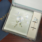 Hibiscus, Light Green / Scarf + Embroidered Brooch